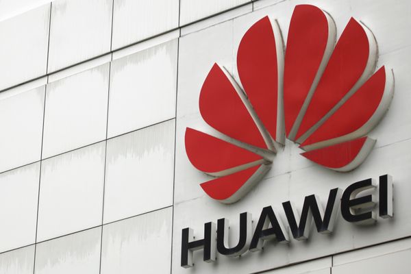 Bol som v Huawei, chcú viesť čínsku technologickú revolúciu